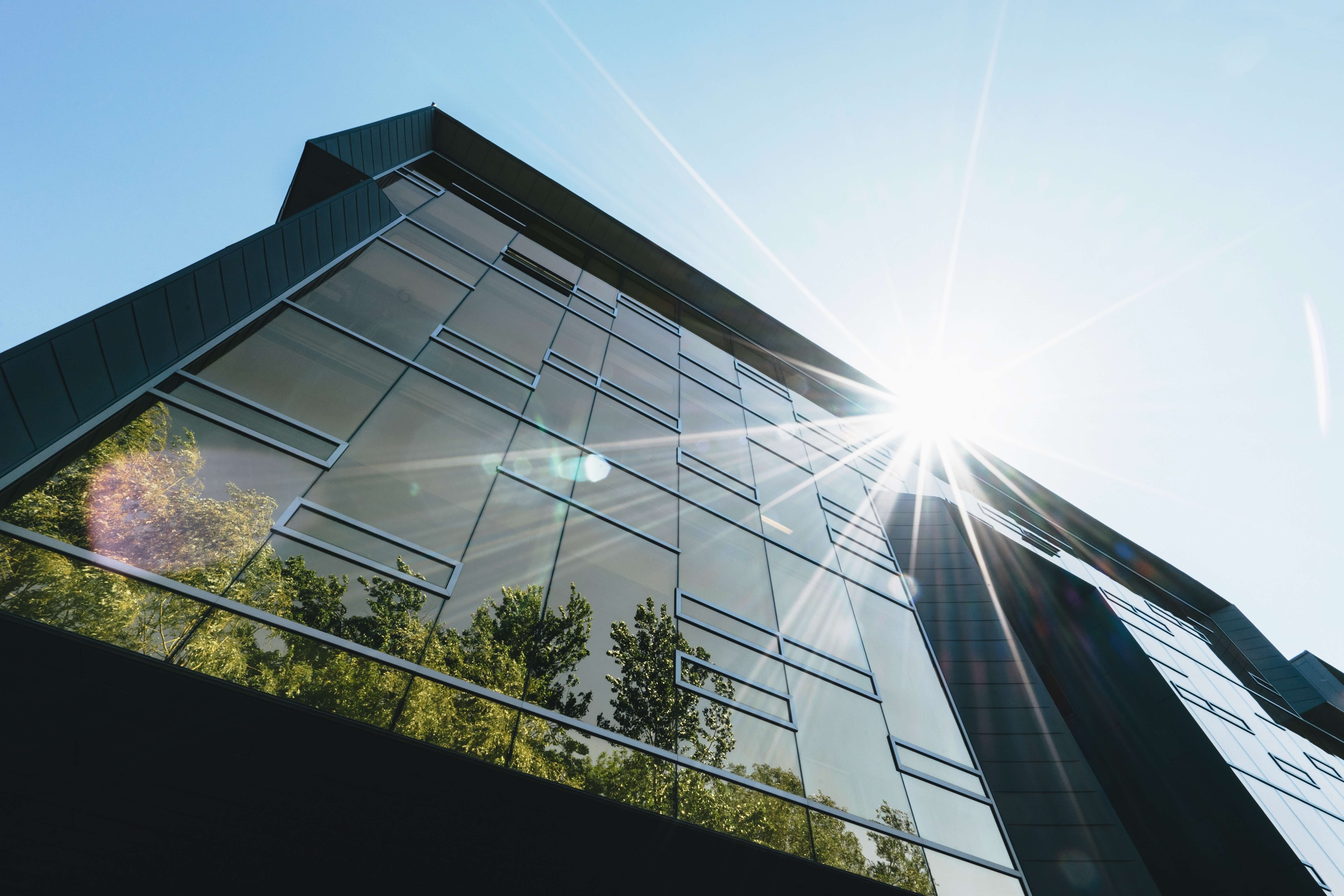Data center innovation: Lower PUE means savings for our customers